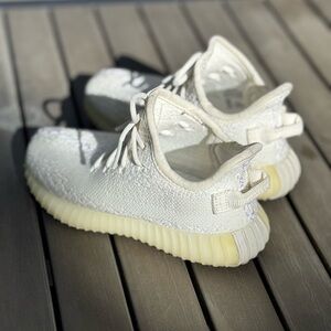 Yeezy Boost 350 V2 - 100% Authentic!